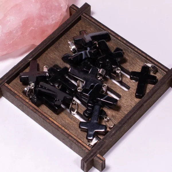 Catholic Exclusive Red Agate Pink Quartz Obsidian Crystal Pendant Necklace Natural Stone Craft Factory Wholesale Jewelry