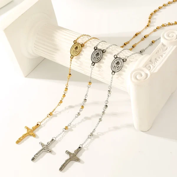 Hot Selling 4mm Stainless Steel Necklace Bead Tri-color Cross Madonna Necklace Ladies Fashion Popular Accessories