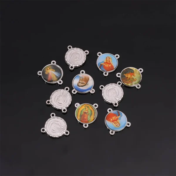 Hot Selling Religious Handicraft Soft Enamel Alloy Cross Medal Wholesale Die Casting Jewelry Accessories for Catholic Pr