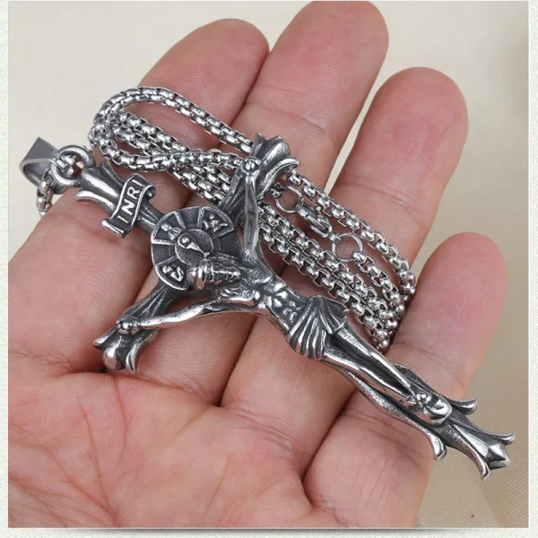 Titanium Steel Necklace Hip-hop Necklace Trendy Men’s Stainless Steel Necklace Catholic Cross Pendant Jesus Pendan