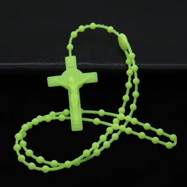 Cheap Catholic 59 Rosary Necklaces Plastic Soft Glue Color Luminous Fluorescent Prayer Beads Jewelry Necklace Jewelry Wh