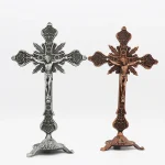 Catholic Crucifix Retail Vintage Metal Craft Ornaments Home Office Decorative Cross Engraved Home Office Decorative Wholesale