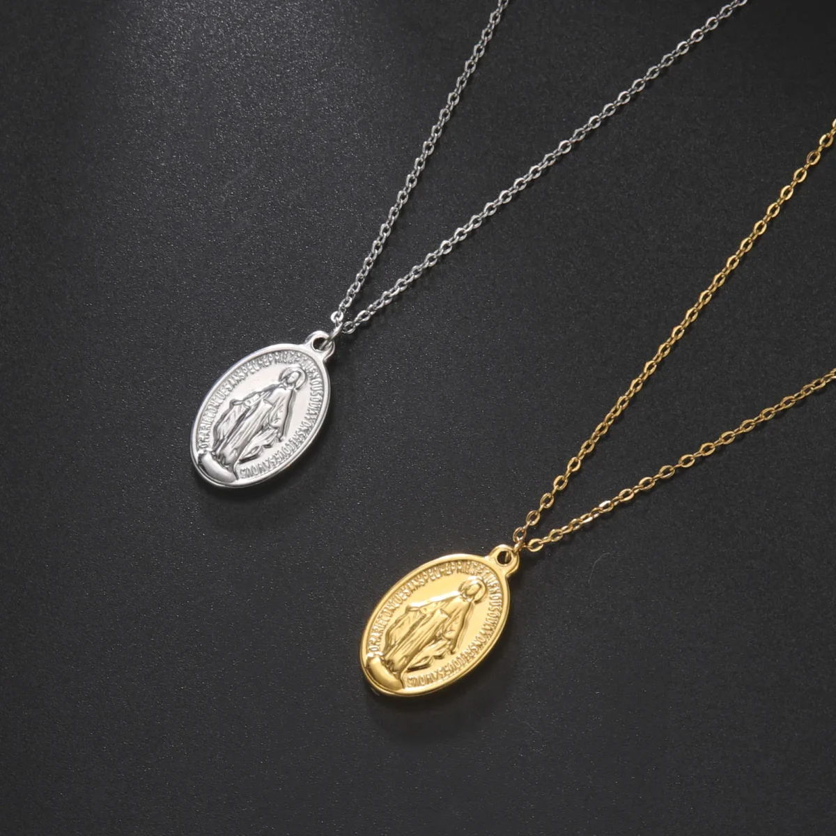 Catholic Jewelry Stainless Steel Oval Holy Father Jesus Pendant Christian Easter Necklace Pendant Fashion Religious Gifts - Image 2
