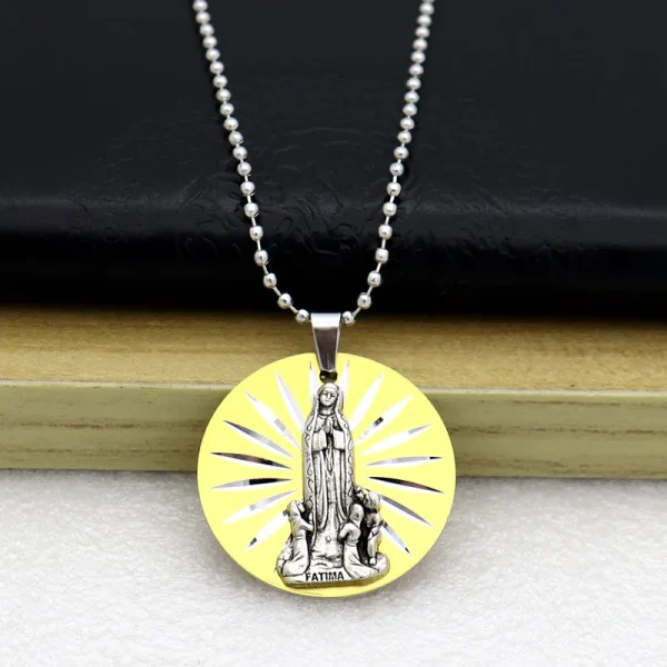 Catholic Jesus Pendant Metallic Fashion Personality Necklace Accessories Laser Craft Jewelry Necklace Pendant