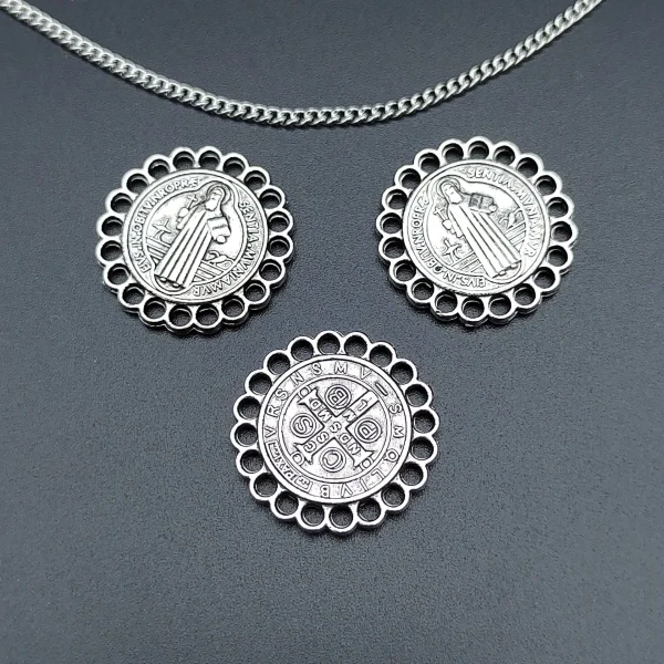 Catholic St. Benedict Jewelry Accessories Round Lace Priest Cross DIY Necklace Pendant Bracelet with Keychain Jewelry