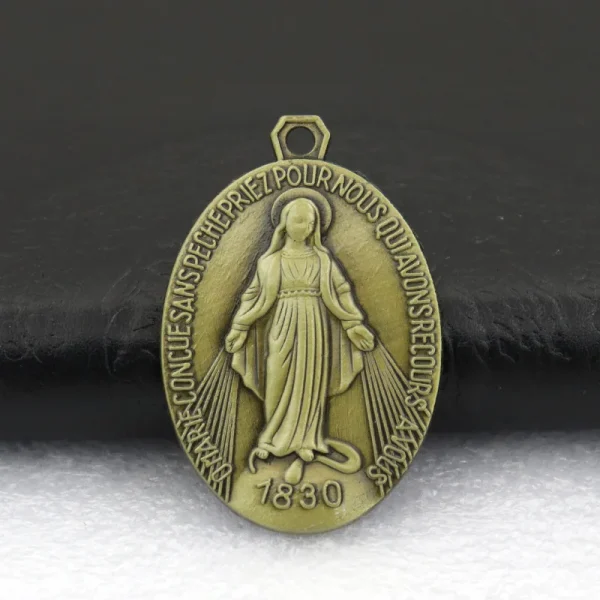 Catholic Religious Blessed Virgin Mary Keychain Metal Jewelry Accessories Our Lady of Aparecida Christian Devotional Key
