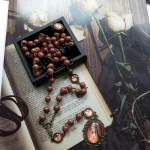 Catholic Religious Red Glass Pearl Rosary Beads Catholic Rosary Necklace With Oval Glasses Photo Pendant - Image 5