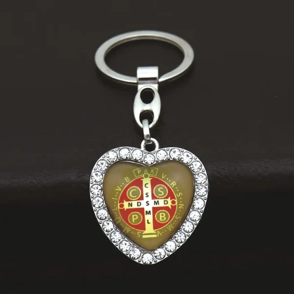 Wholesale and Retail Car Bag Metal Keychain Men’s and Women’s Picture Frame Keychain Jewelry Pendant