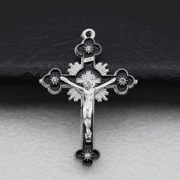 Metal Cross Crucifixes Christ Jesus Religious Catholic Cross Gift 5.5*3.5cm Multiple Colors Jewelry Pendants Wholesale