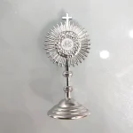 Wholesale Catholic and Christian Cross Ornaments Office Car Home Desktop Metal Crafts Decoration Jesus Hominum Salvator - Image 6
