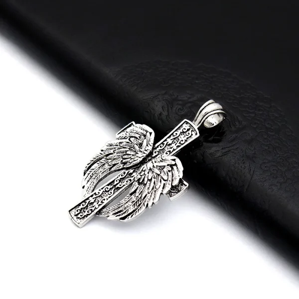 Christian Gothic QUIS UT DEUS Pendant Vintage Archangel Michael Shield Badge Decorative Jewelry Accessories Wholesale