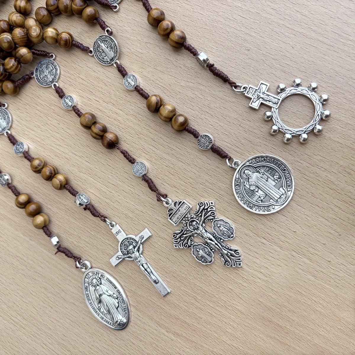 Catholic Pendant Rosary Beads Cross Miracle Medal St. Benedict Mary Pendant Easter Jewelry Wholesale - Image 6