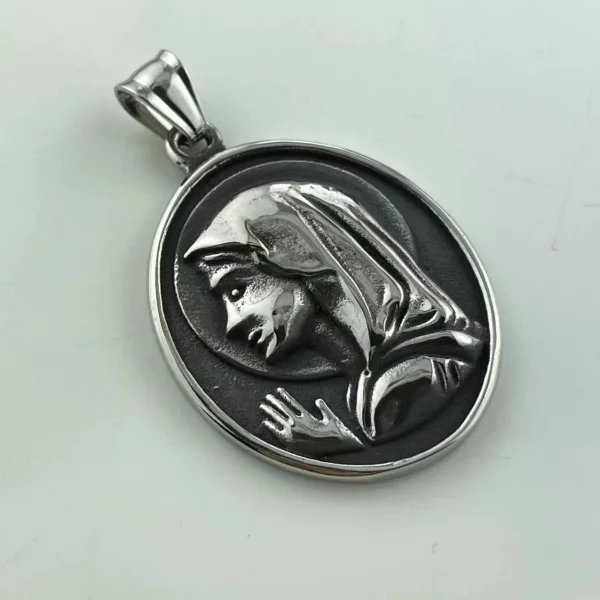 Catholic Stainless Steel Our Lady Medal Christian Embossed Oval Medal Raised Edge Rays of Light Virgin Mary Pendant
