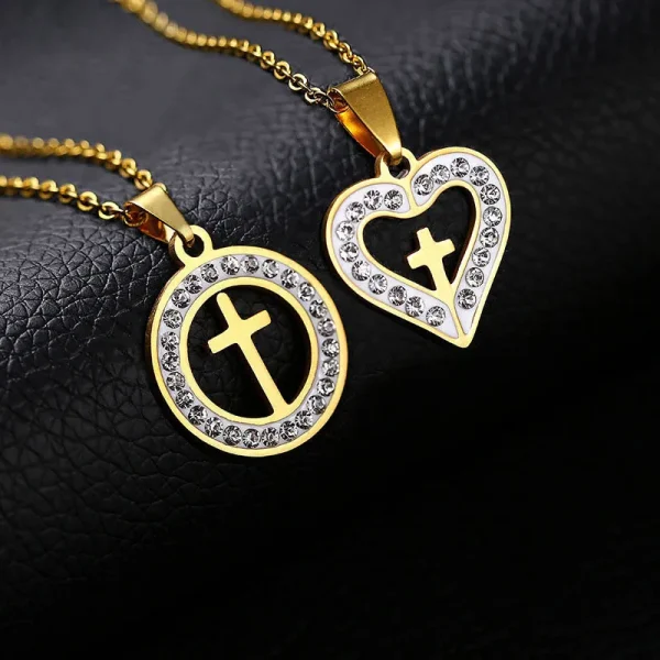 Wholesale New Fashion Women’s Stainless Steel Rhinestone Heart Round With Cross Pendant Necklace in Gold/Silver To