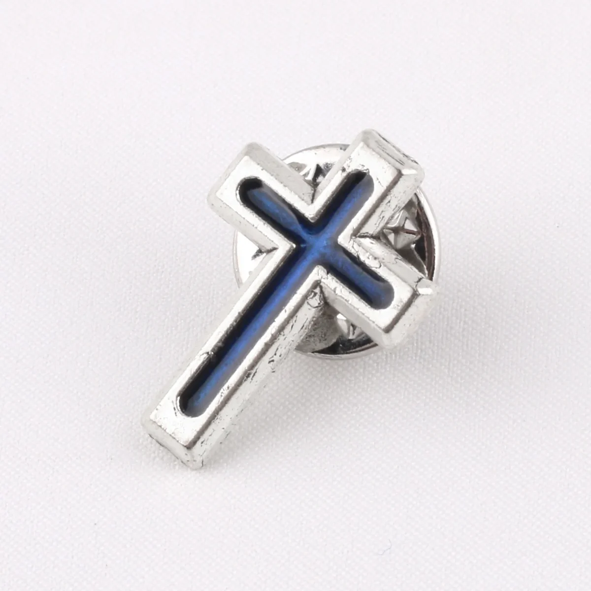 Classic Cross-Shaped Shirt Brooches Blue Red Enamel Pins for Handbag Backpack Badge-for Wholesale Main Material Alloy Jewelry - Image 2