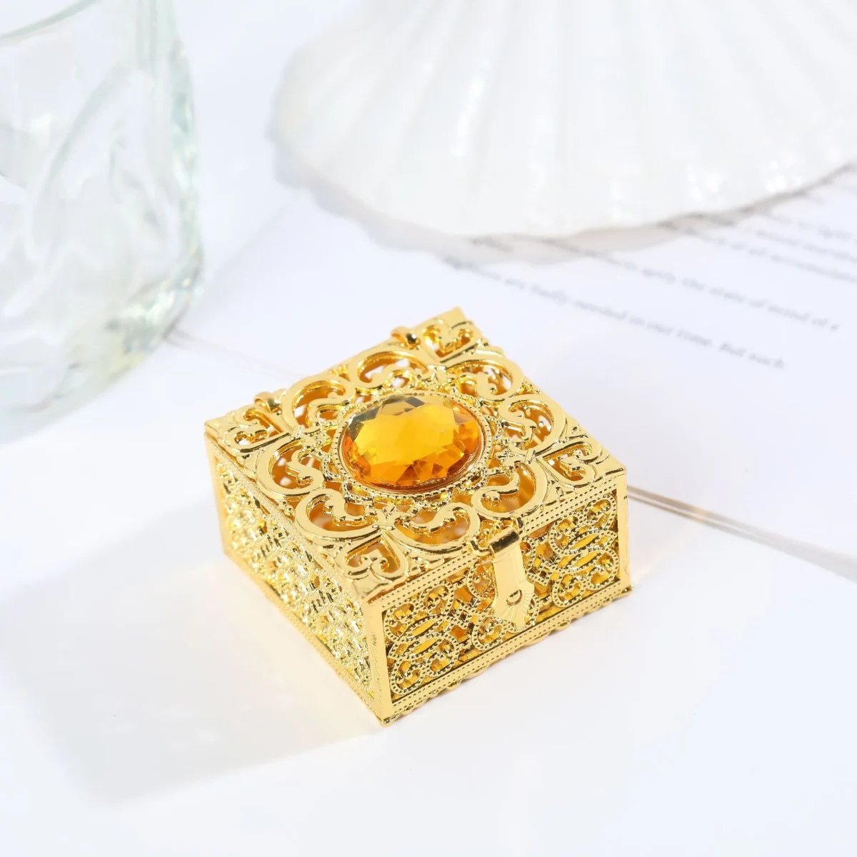 Manufacturer Wholesaler Retro Style Cross-Border Gold and Silver Metal Jewelry Box Square Patterned Alloy Gift Box - Image 6
