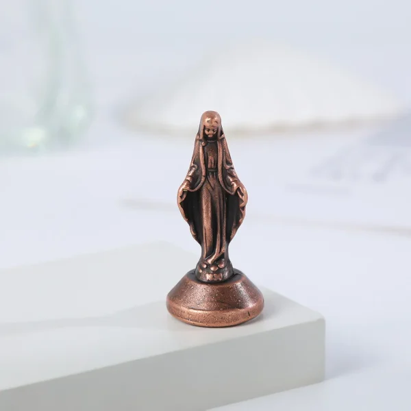 Statues of the Virgin Mary Our Lady of Guadalupe Ornament Figurine Engraving Catholic Statue Handicraft Decoration Gift