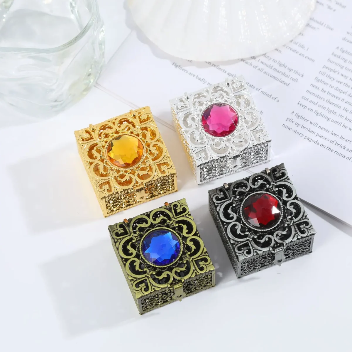 Manufacturer Wholesaler Retro Style Cross-Border Gold and Silver Metal Jewelry Box Square Patterned Alloy Gift Box - Image 2