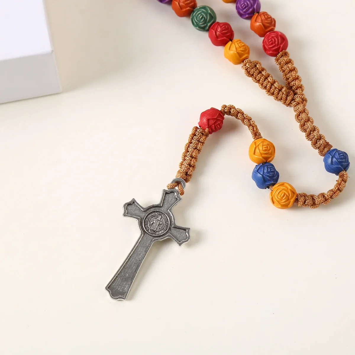 High Quality Catholic Rosary Chain Prayer Beads Colorful with Flower 10mm Plastic Beads Alloy Cross Jesus Charm Centerpiece - Image 4