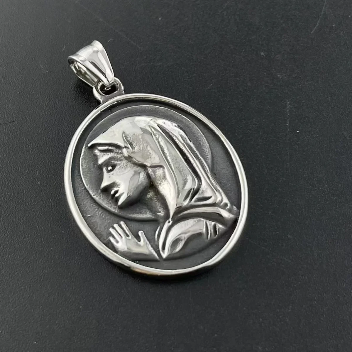 Catholic Stainless Steel Our Lady Medal Christian Embossed Oval Medal Raised Edge Rays of Light Virgin Mary Pendant - Image 3