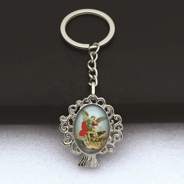 Spot Supply Alloy Material Jewelry Key Chain Car Bag Keychain Portrait Metal Pendant