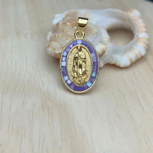 Wholesale Fashion Lady of Guadalupe Pendant Colorful Oval Inlaid Crystal Pendants Zircon Shell Necklace Pendant