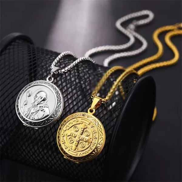 Mecrt Vintage Holy San Benito Medal Pendant Jesus Gold Stainless Steel Can Open Photo Frame Pendants Necklaces Religious
