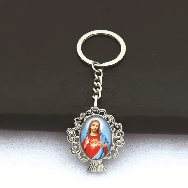 Spot Supply Alloy Material Jewelry Key Chain Car Bag Keychain Portrait Metal Pendant