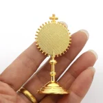 Wholesale Catholic and Christian Cross Ornaments Office Car Home Desktop Metal Crafts Decoration Jesus Hominum Salvator - Image 5