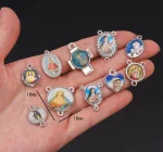 Hot Selling Religious Handicraft Soft Enamel Alloy Cross Medal Wholesale Die Casting Jewelry Accessories for Catholic Prayer