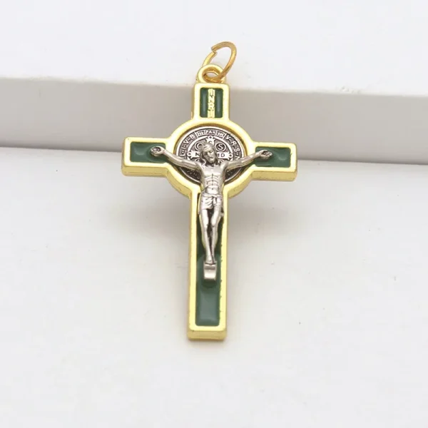 Religious Jesus Cross Metal Pendant Jewelry Christian Catholic Jesus Cross Necklace Jewelry Wholesale