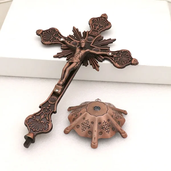 Catholic Crucifix Retro Metal Craft Angel Figurine Engraved Ornaments for Home Office Decoration Retail Spot Supply Whol