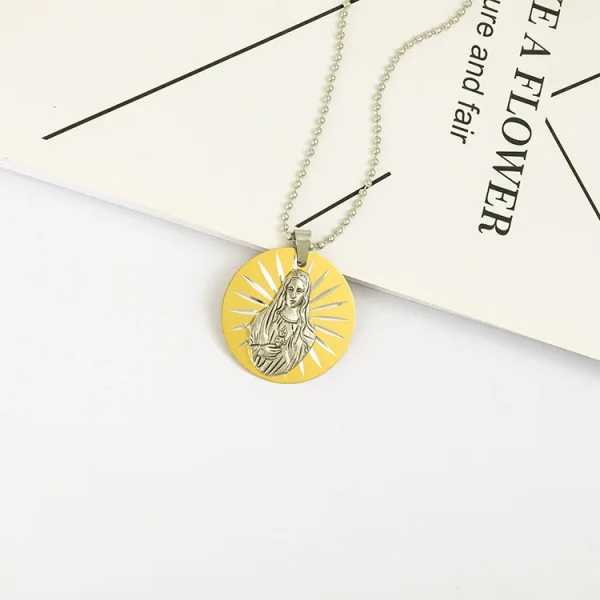 Catholic Jesus Pendant Metallic Fashion Personality Necklace Accessories Laser Craft Jewelry Necklace Pendant