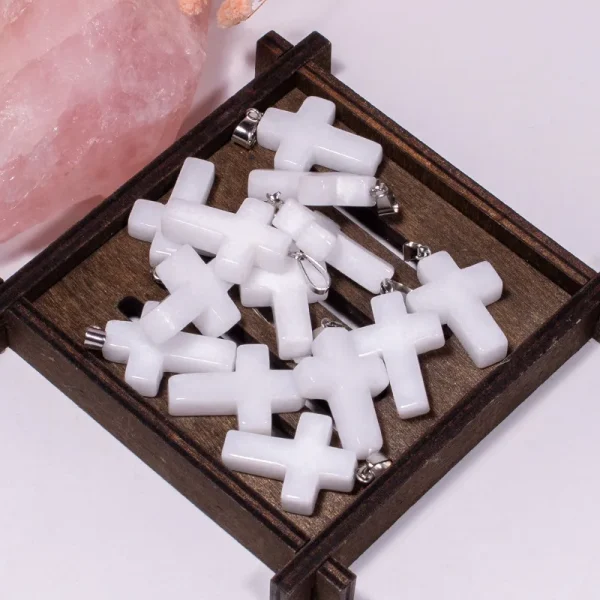 Catholic Exclusive Red Agate Pink Quartz Obsidian Crystal Pendant Necklace Natural Stone Craft Factory Wholesale Jewelry