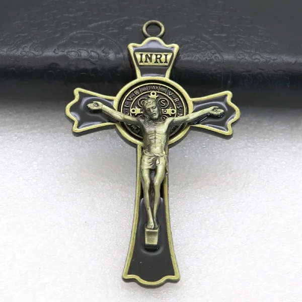 Mecrt Cross Jesus Pendant 7.5*4.5cm Church Catholic Christian Religion Saint Benedict Retro Cross INRI Multiple Colors J