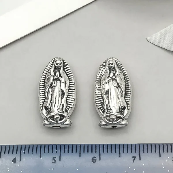 European and American retro Catholic oval three-hole alloy cross pendant pendant DIY jewelry accessories