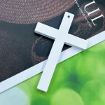 Premium Quality Wood Cross Pendant Fashionable Wooden Cross Ornament for Jewelry - Image 4
