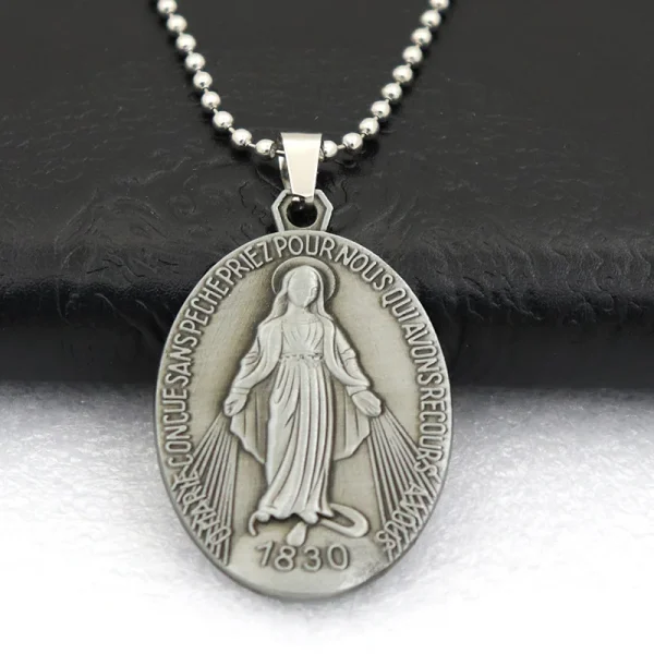 Catholic Religious Blessed Virgin Mary Keychain Metal Jewelry Accessories Our Lady of Aparecida Christian Devotional Key