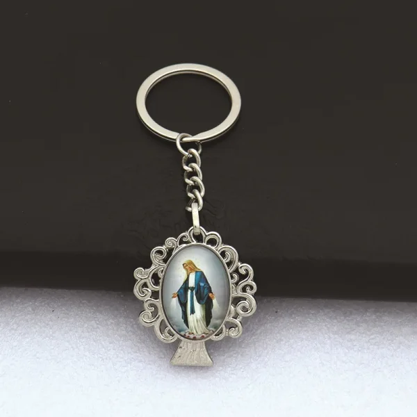 Spot Supply Alloy Material Jewelry Key Chain Car Bag Keychain Portrait Metal Pendant
