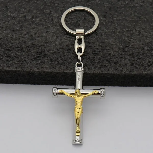 Wholesale European and American Fashion Metal Key Chain Bag Accessories Hanging Accessories Car Pendant