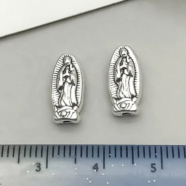 European and American retro Catholic oval three-hole alloy cross pendant pendant DIY jewelry accessories