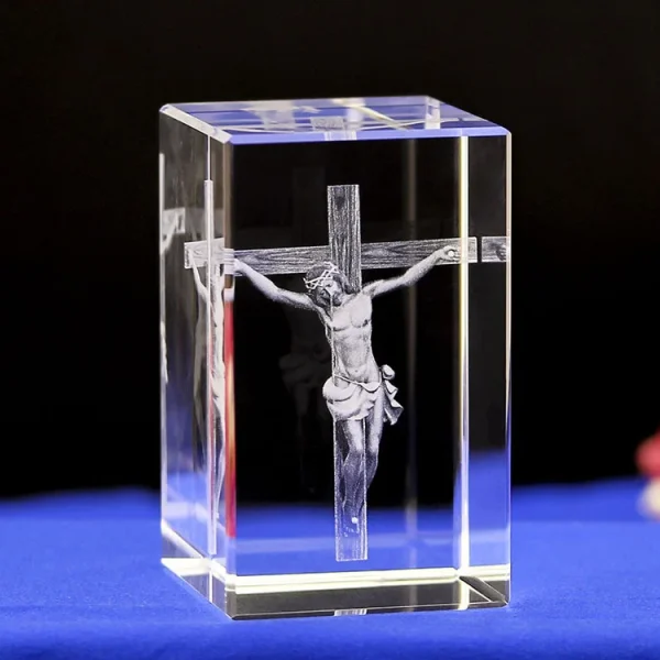 Creative 3D Crystal Carving Jesus Cross Transparent Crystal Crafts Home Crystal Ornaments 5*5*8cm Factory Wholesale