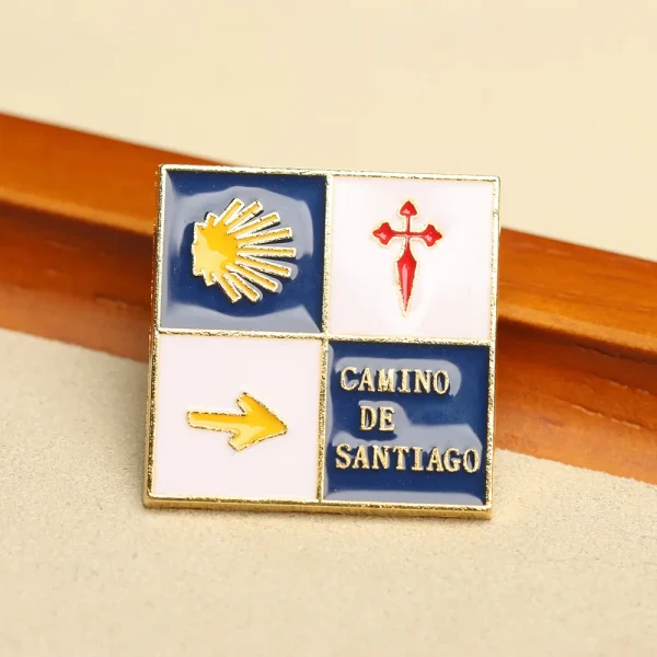 Medal Brooch of the Camino De Santiago Pilgrimage Route Colorful Cross Metal Badge Church Clothing Accessories Jewelry W