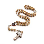 Mecrt Catholic Rosary Crucifix Retro Wood Beads Alloy Benedic Jesus Christ Cross Virgin Mary Pendant Rosaries Necklace