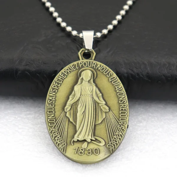 Catholic Religious Blessed Virgin Mary Keychain Metal Jewelry Accessories Our Lady of Aparecida Christian Devotional Key