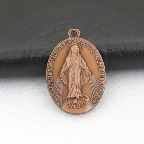 Catholic Religious Blessed Virgin Mary Keychain Metal Jewelry Accessories Our Lady of Aparecida Christian Devotional Key