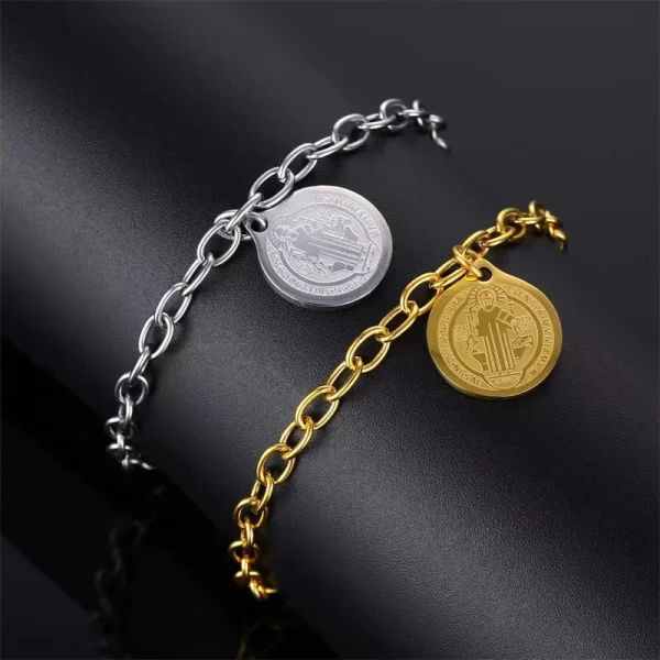 Stainless Steel Religious Catholic Priest Bracelets with St. Benedict Pendant Exorcist Cross Alloy Jewelry for Gift