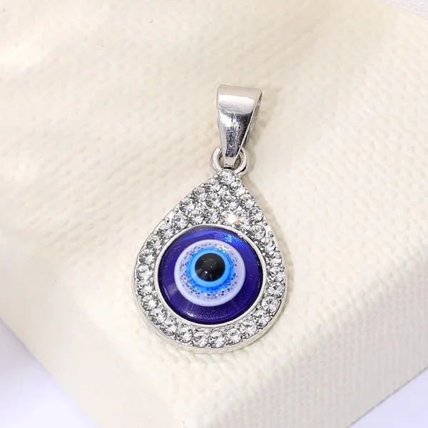 2023 New Drip Process Accessories Diamond-encrusted Eyeball Alloy Accessories Gold Necklace Accessory Pendant