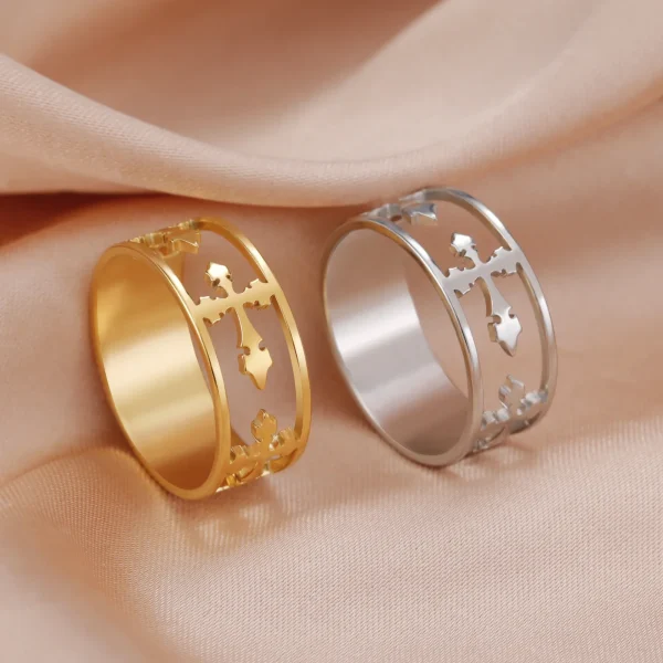 Cross Ring Fashion Trend Cut Half Hollow Titanium Steel Ring Men’s and Women’s Stainless Steel Ring Jewelry 