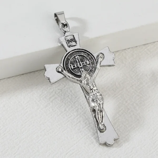 Catholic Creative Retro Alloy Keychain Pendant Retro Jewelry Accessories Jesus Gold and Silver Pendant Accessories Whole
